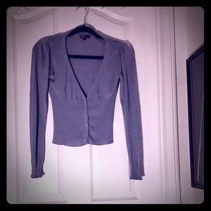 Grey long sleeve crop top